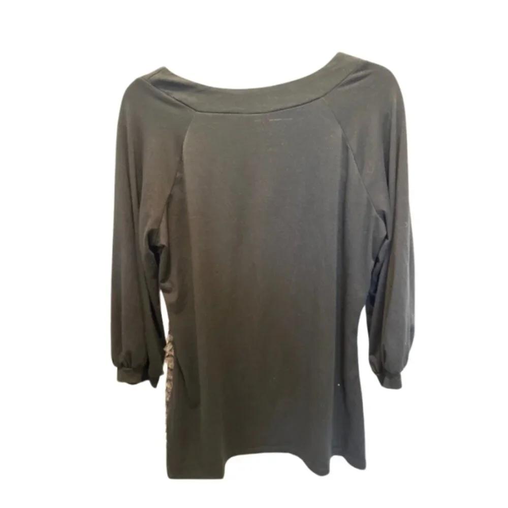 New Direction Ruffle Top Size Large - Picture 2 of 5